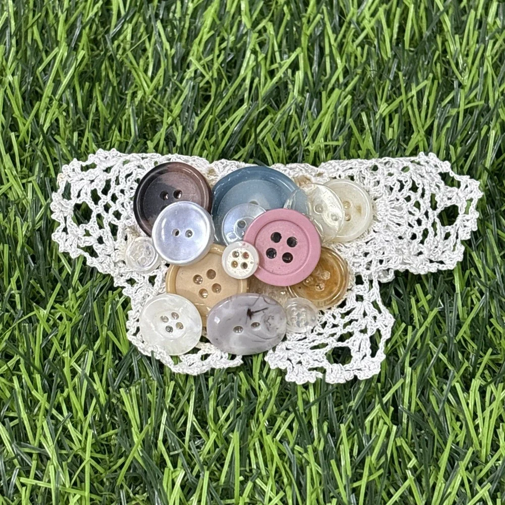 Handmade Vintage Button Brooch Lot Doily Lace Grandmacore Cottagecore 9 Pc
